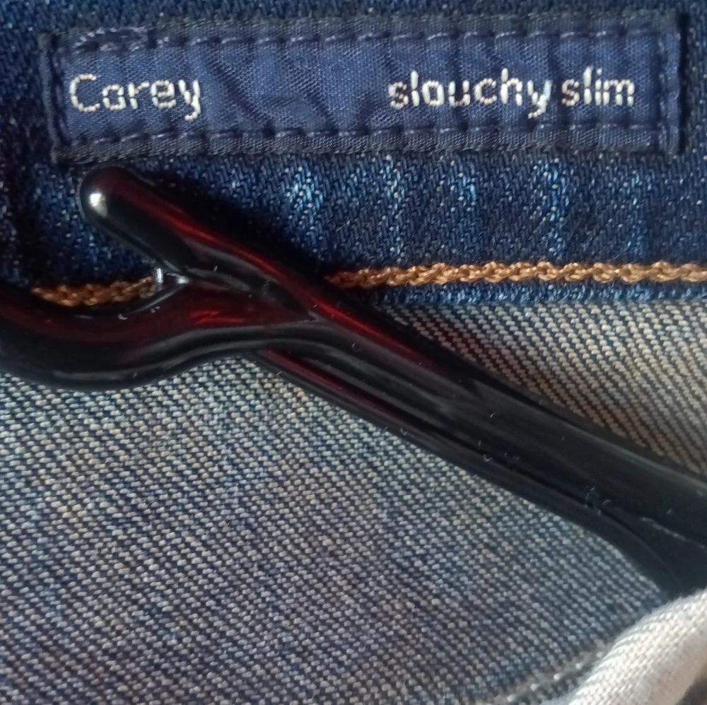 CITIZEN OF HUMANITY Jean's Premium Vintage. Carey Slouchy Slim size 23 - Picture 6 of 7